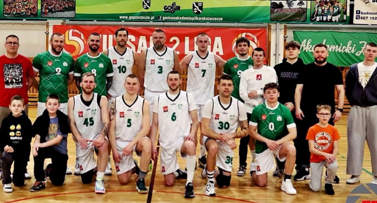 Dwa wygrane mecze podczas turnieju barażowego w Mogilnie wystarczyły, aby AZS Jarosław awansował do II ligi. Gratulujemy! Fot. Patryk Górecki
