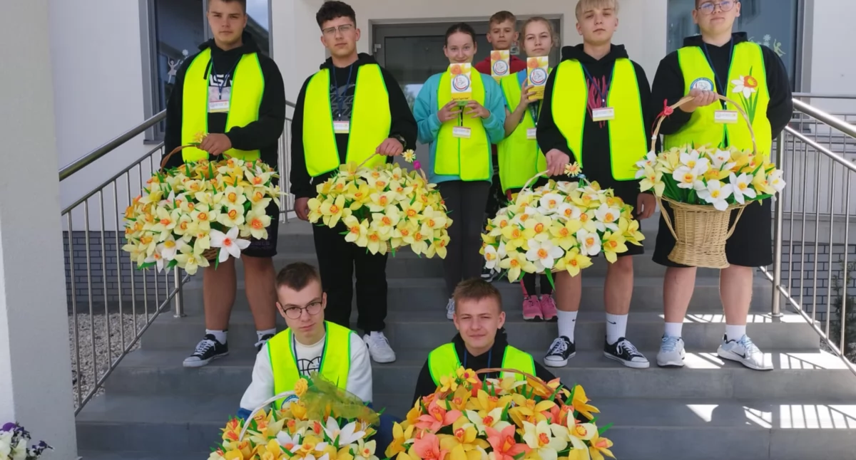 Wolontariuszami byli głównie uczniowie oraz nauczyciele szkół podstawowych i ponadpodstawowych. Fot. Stowarzyszenie Przyjaciół Jarosławskiego Hospicjum im. Jana Pawła II