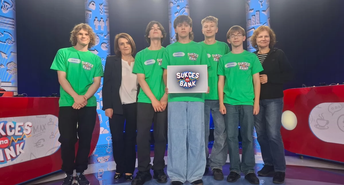 Nagrania w telewizyjnym studio były dla finalistów z jarosławskiej szkoły wartościowym doświadczeniem i wspaniałą przygodą./ FOT. ZSTiO