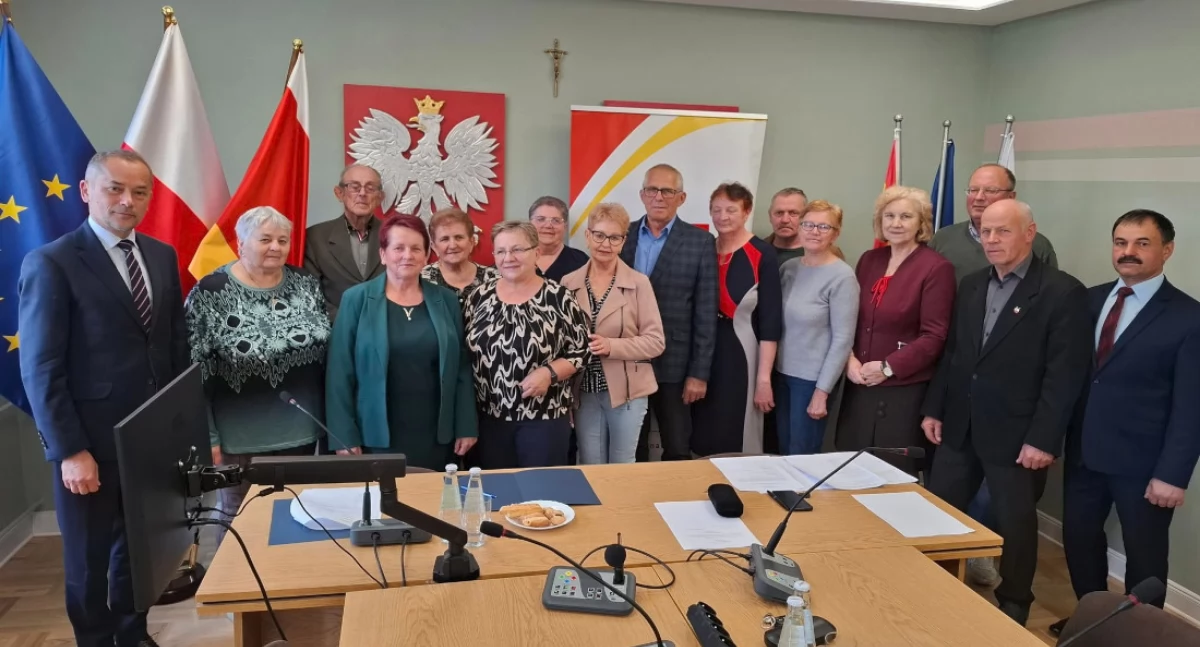 Pierwsze posiedzenie nowa wybrana Rada Seniorów odbyła 12 maja. Ma czternastoosobowy skład – organ tworzy 12 przedstawicieli seniorów oraz 2 przedstawicieli Stowarzyszenia „Aktywny Senior”./ FOT. UG Lubaczów