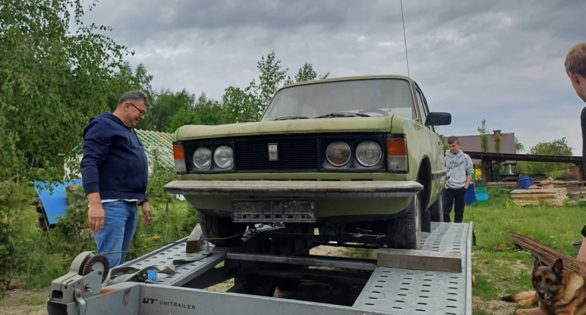 Przed uczniami klas pierwszej, drugiej i trzeciej kierunku mechanik pojazdów samochodowych wielkie wyzwanie. Efektów już nie mogą się doczekać./ FOT. ZS w Lubaczowie