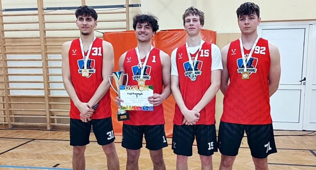 Mistrzowie Podkarpacia w koszykówce 3x3 – II LO Przemyśl. Fot. zbiory własne