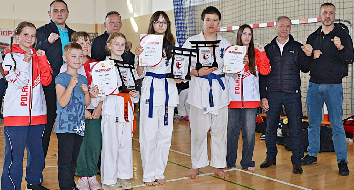 W krośnieńskim turnieju Przemyski Klub Karate Kyokushin reprezentowało siedmioro zawodników. Fot. zbiory własne