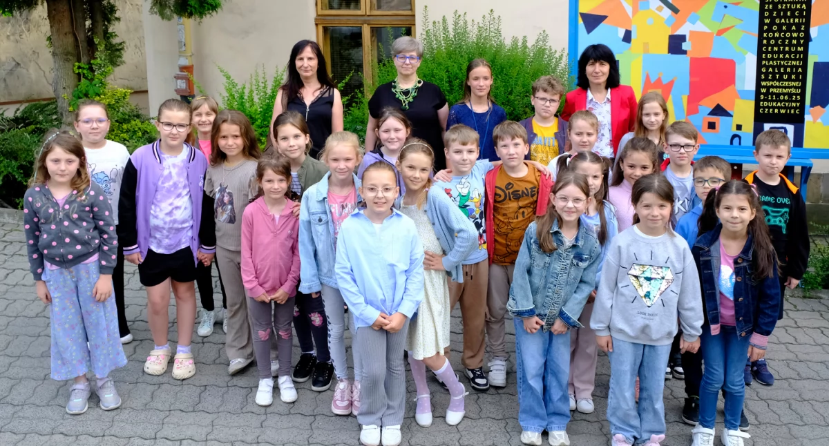 Autorzy prac prezentowanych w Galerii Sztuki Współczesnej./Fot. Jacek Szwic 