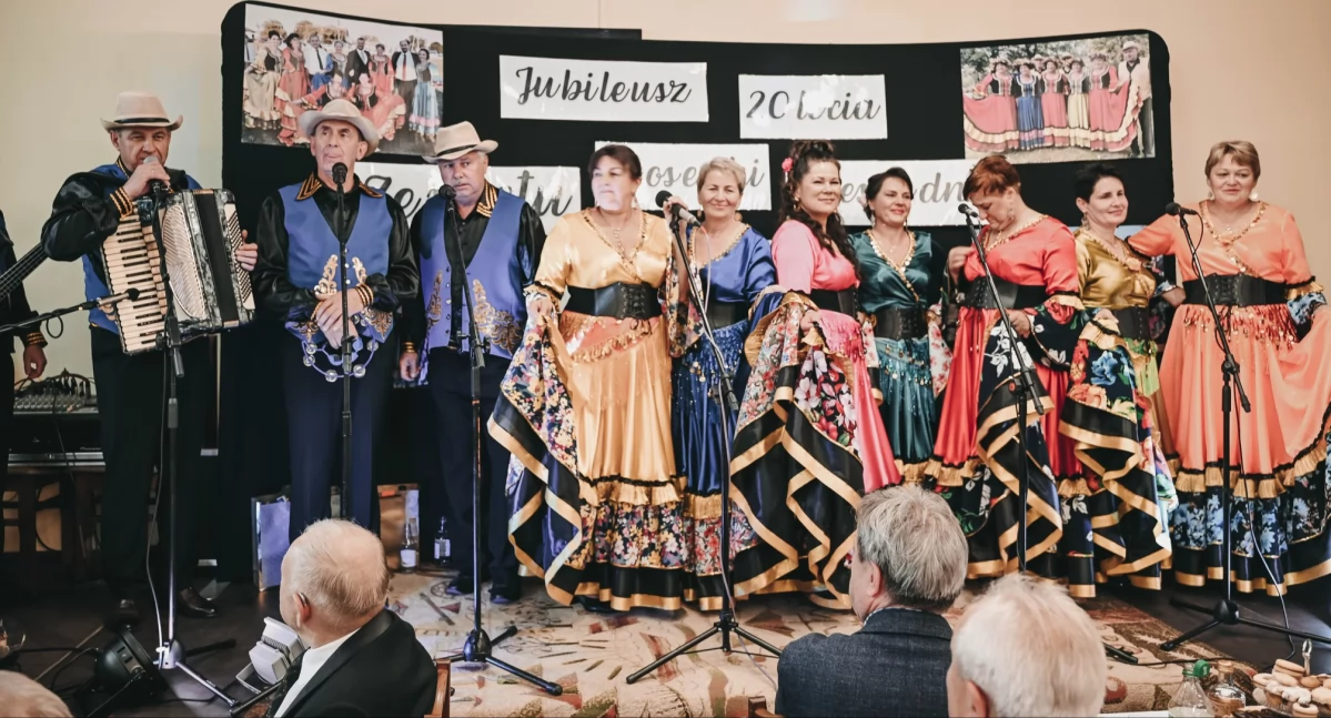 Grupa mieszkańców wsi Jagiełła od 20 już lat kultywuje lokalne tradycje  i promuje je poprzez muzykowanie./ FOT. UG Tryńcza