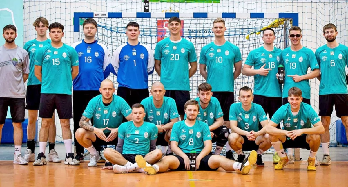Trzon zespołu AZS Politechniki Rzeszów stanowili pikarze ręczni SPR Orła Przeworsk i SRS NIKO Przemyśl. Fot. zbiory własne