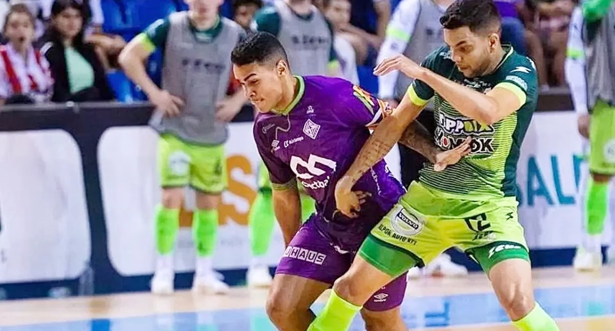 Henrique Diniz (z prawej) to trzykrotny mistrz Węgier. Fot. Haladas VSE