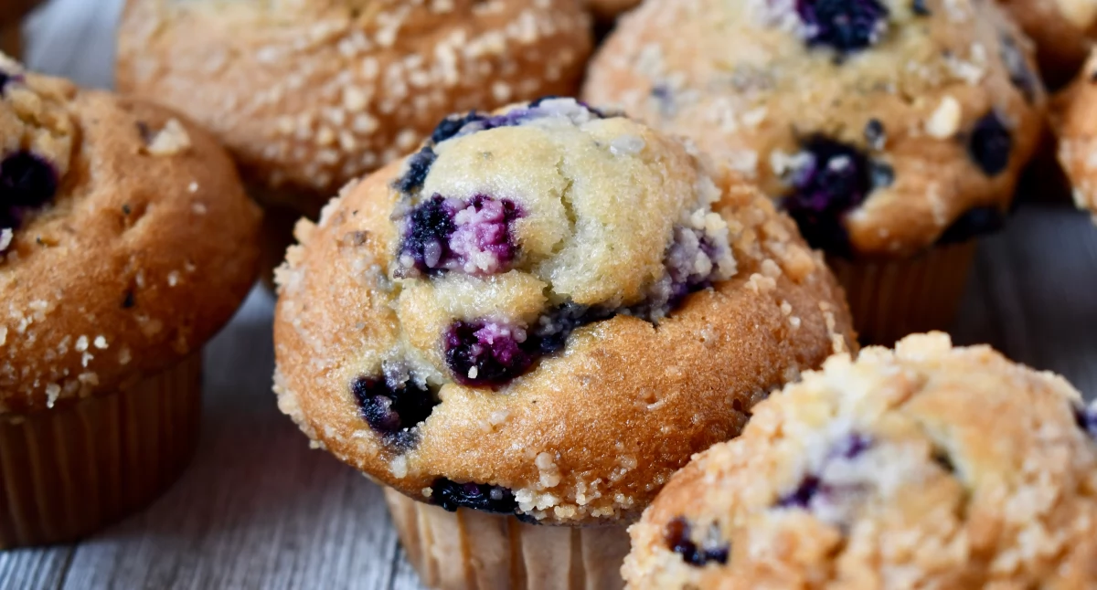 Przepisy kulinarne, muffinki jagodami - zdjęcie, fotografia