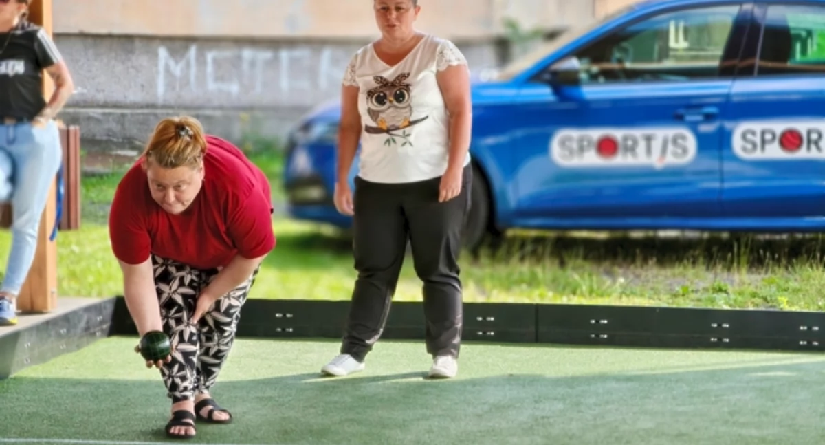 26 osób w trzech kategoriach wiekowych przystąpiło do rywalizacji w I edycji Przemyskiej Ligi Bocce. Fot. zbiory własne