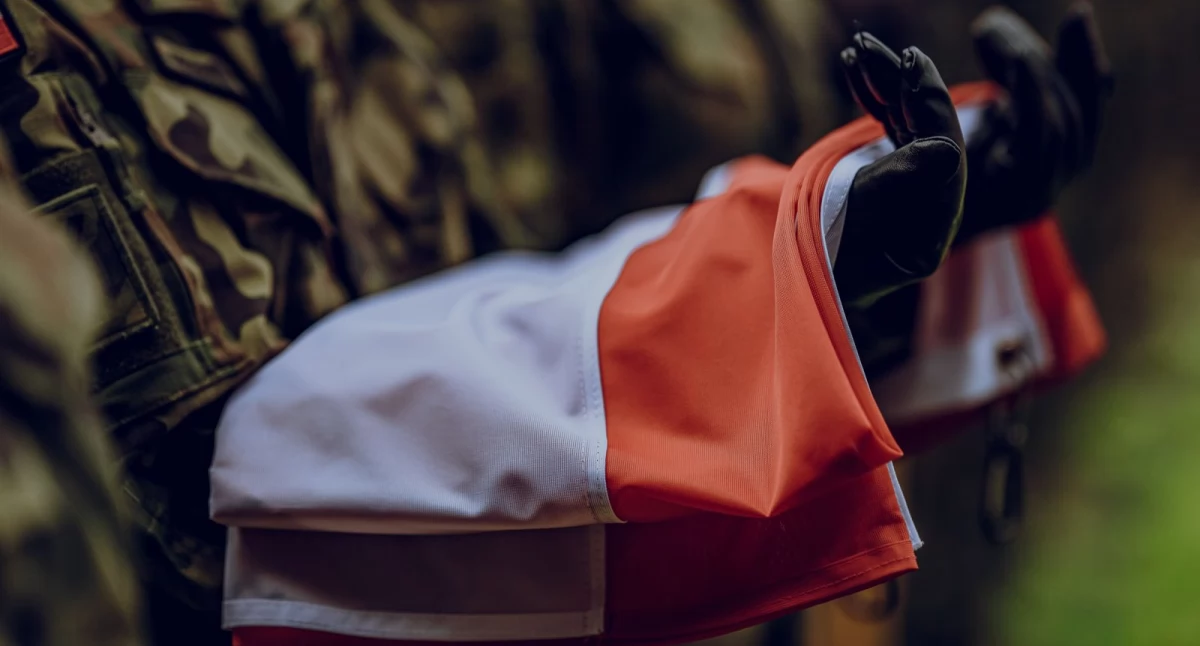 Słowa roty przysięgi wojskowej w wyjątkowej scenerii Fortu XI „Duńkowiczki” wypowiedziało prawie 100 ochotników – z 20. Przemyskiej BOT i 1. Batalionu Czołgów w Żurawicy. Fot. 20. Przemyska BOT