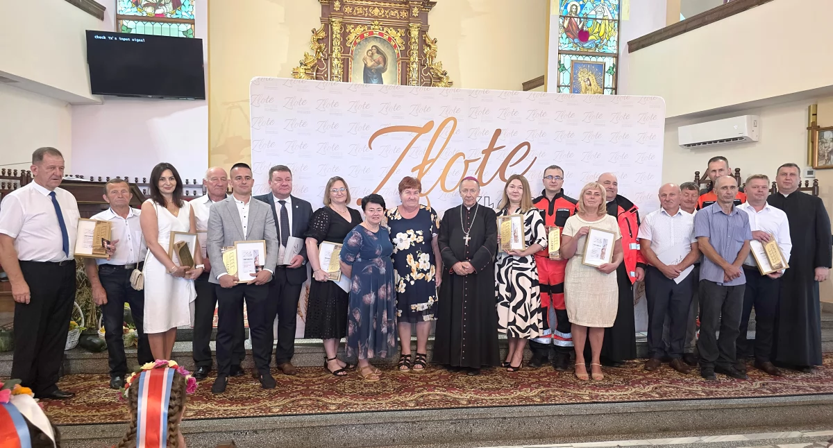 Laureaci statuetki Złote Kłosy 2025./Fot. Caritas