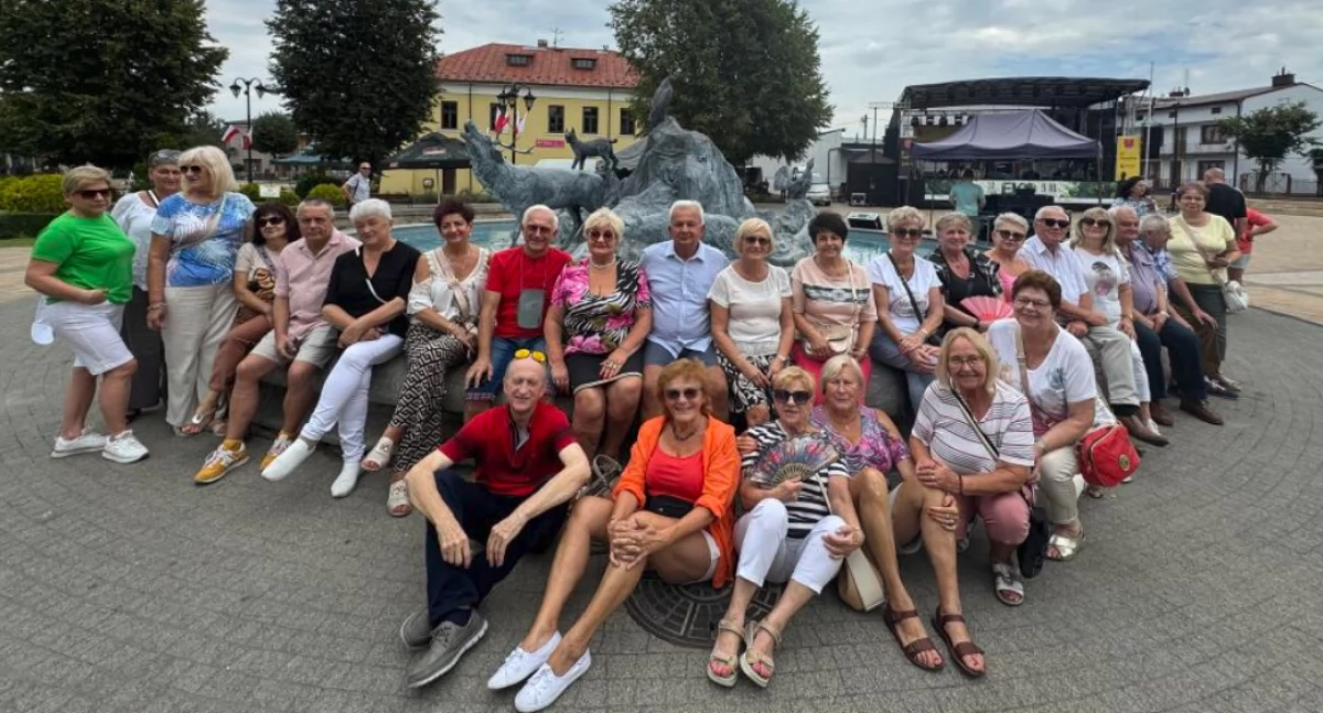 Wyprawa seniorów na Roztocze odbyła się w ramach projektu „Przemyskie kreatywne lato złotego Pokolenia”.