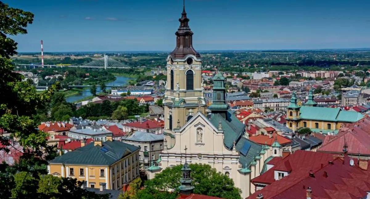 Wydatki z budżetu Przemyśla w 2024 r. osiągnęły wartość 660,2 mln zł i były o 35 mln zł wyższe od dochodów. Podobnie jak w Rzeszowie, Krośnie i Tarnobrzegu najwięcej wydano na oświatę i wychowanie./ FOT. ZW