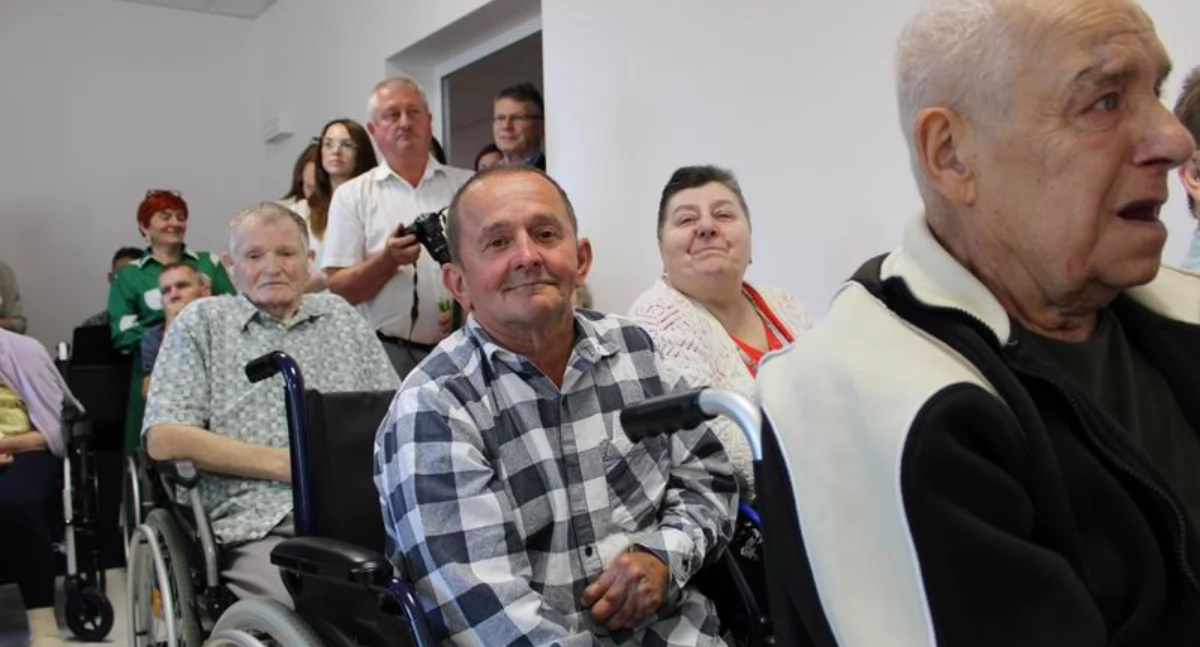 Pachnące nowością przestrzenie, w tym kaplica, już są użytkowane przez pensjonariuszy./ FOT. U. Gielo