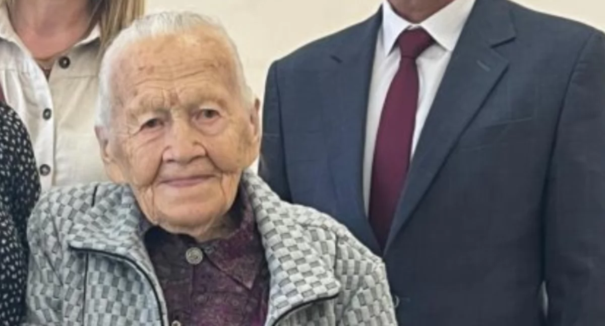 Pani Maria Nykiel urodziła się 20 września 1925 roku. Stulecie swoich urodzin świętowała w imponującym gronie./Fot. UG Pruchnik