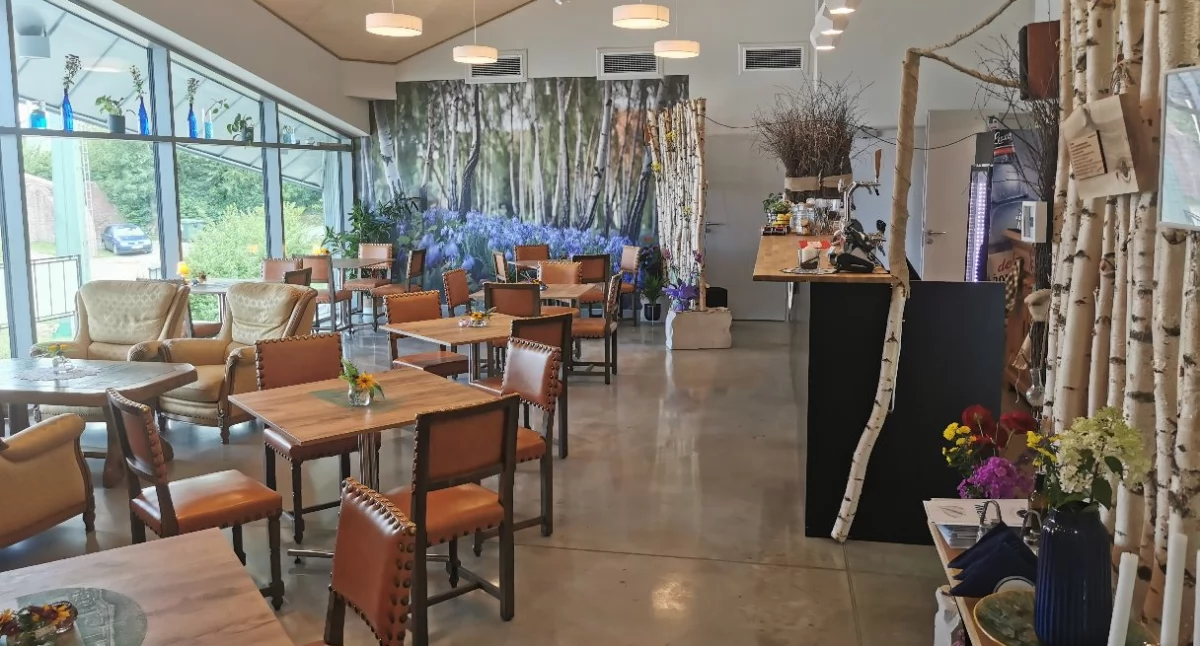 Podmiot prowadzący restaurację Centrum Dowodzenia Twierdzą Przemyśl działał krótko, można powiedzieć, że się dopiero rozkręcał. Powodem zaprzestania przez niego działalności jest sytuacja losowa. Władze POSiR zapewniły, że na sezon zimowy lokal na pewno ruszy na nowo./ FOT. FB