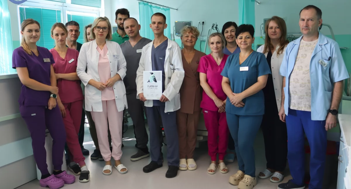 Zdobycie Platynowego Statusu w Programie ESO Angels Awards to dla zespołu Oddziału Neurologicznego i Udarowego SP ZOZ w Przeworsku nie tylko prestiżowe wyróżnienie, ale też motywacja do dalszego rozwoju./ FOT. SP ZOZ w Przeworsku