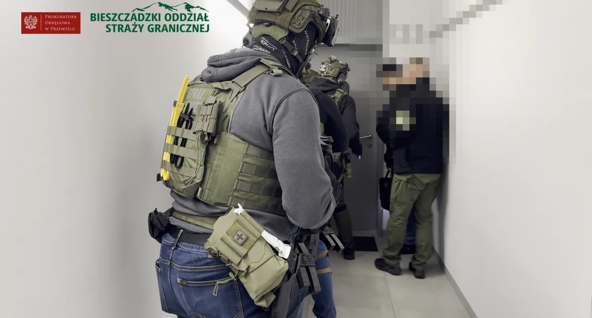 Do tej pory zarzuty w tej sprawie usłyszało 12 osób. Główny organizator został aresztowany. Śledztwem zostały objęte trzy niepubliczne uczelnie wyższe. Dwie z Mazowsza i jedna z Podkarpacia. Fot. BiOSG Przemyśl