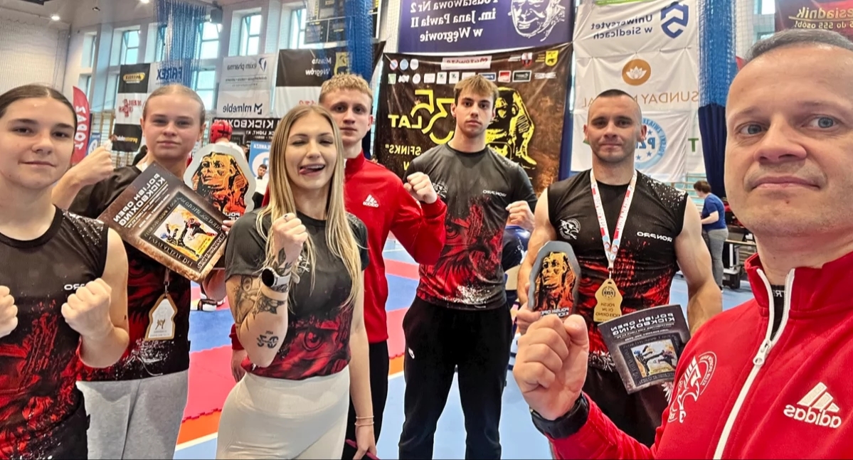 Jarosławscy kickbokserzy z Sokoła po raz kolejny udowodnili, że należą do krajowej czołówki. Fot. zbiory własne
