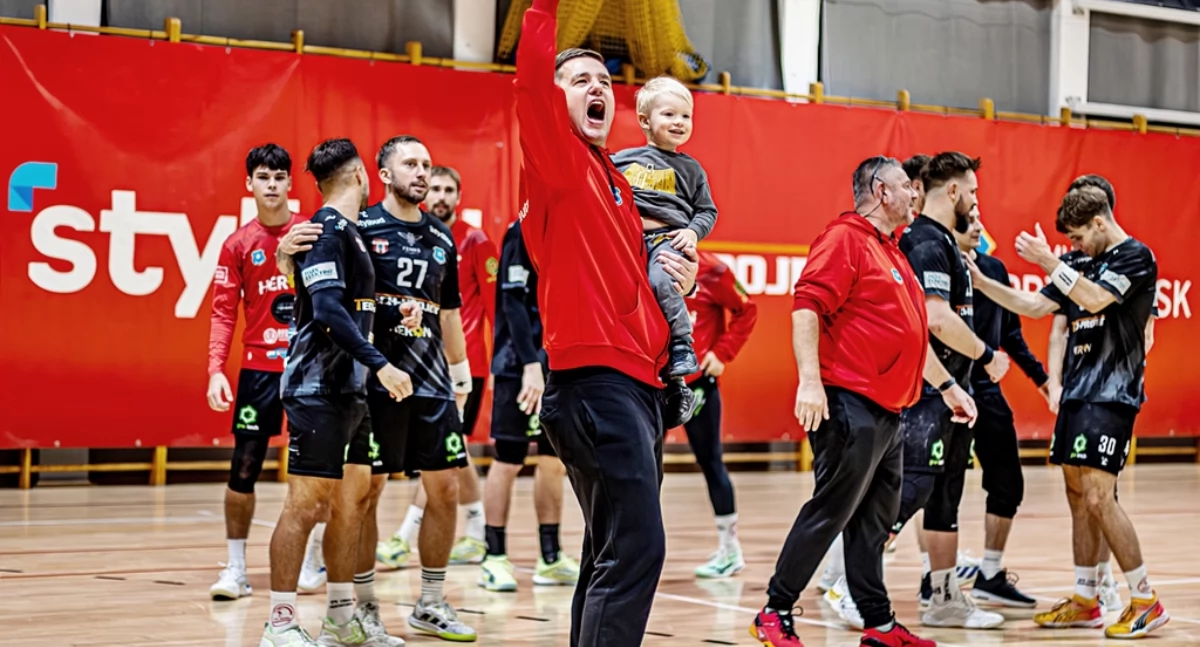 W derbach żadnych emocji nie było, bo być nie moglo. Przewaga SPR Orła we wszystkich elementach gry była aż nadto widoczna. Fot. Agnieszka Kulka