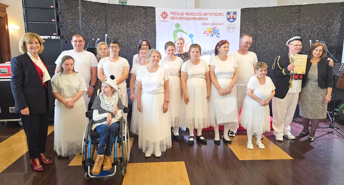Artystyczna ekspresja jest jednym z najskuteczniejszych narzędzi rehabilitacji społecznej./ Fot. Caritas 