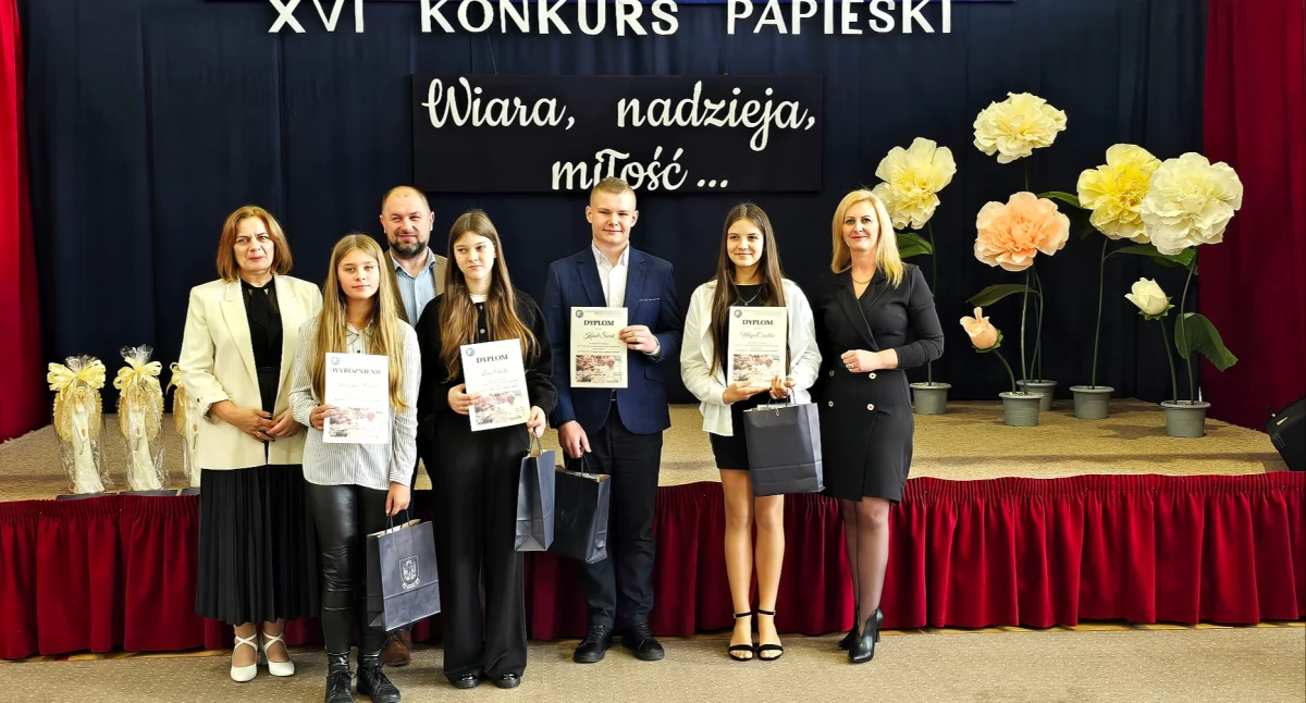  Do udziału w tegorocznej edycji konkursu przystąpiło 55 uczniów z 14 szkół, którzy „rywalizowali” w trzech kategoriach./Fot. ks. Piotr Czarniecki