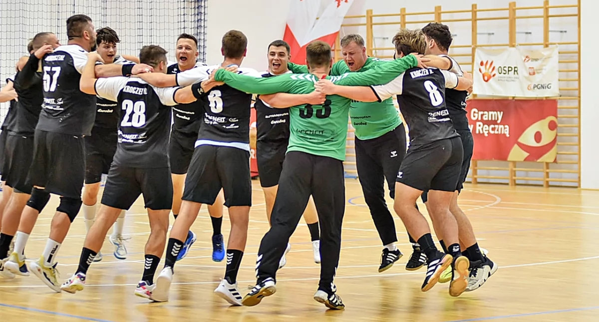 Przemyscy piłkarze ręczni na dziewięć rozegranych meczów wygrali tylko raz. Z SPR Górnikiem Zabrze. Fot. SRS Przemyśl