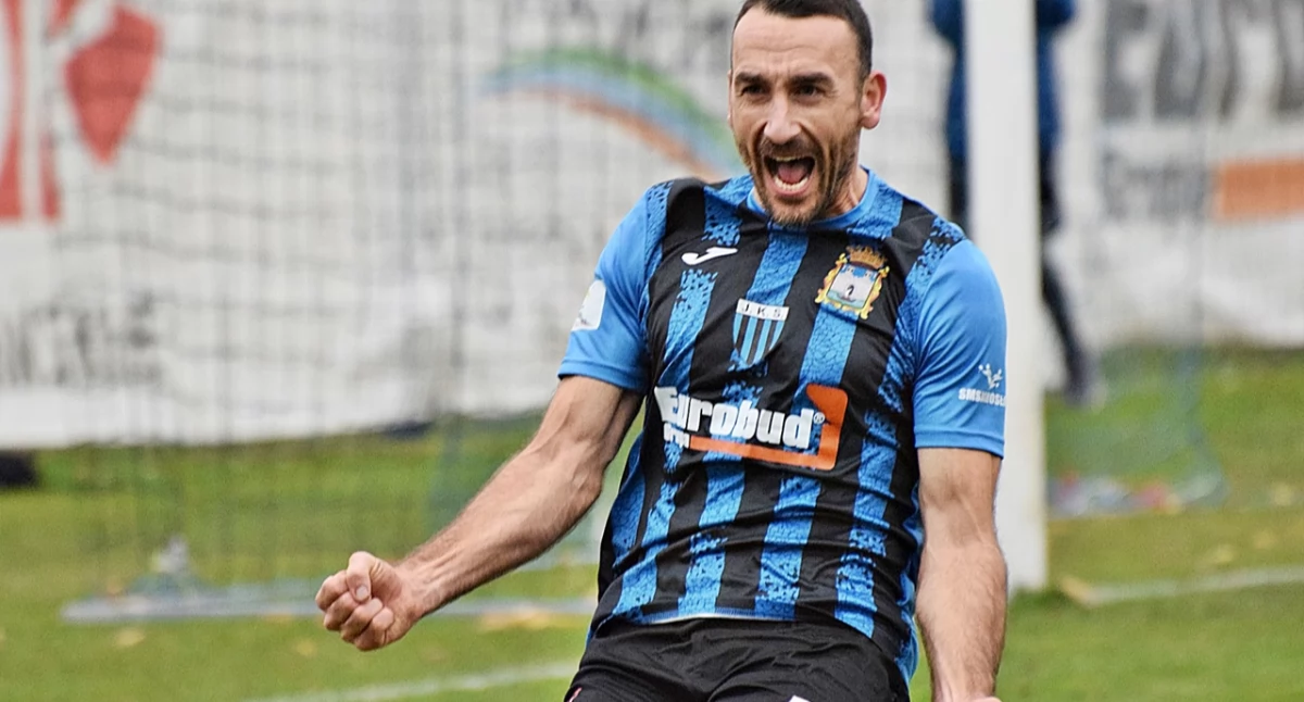 Andrija Prokić strzelił Karpatom Krosno dwie bramki. Fot. Dominik Budzowski