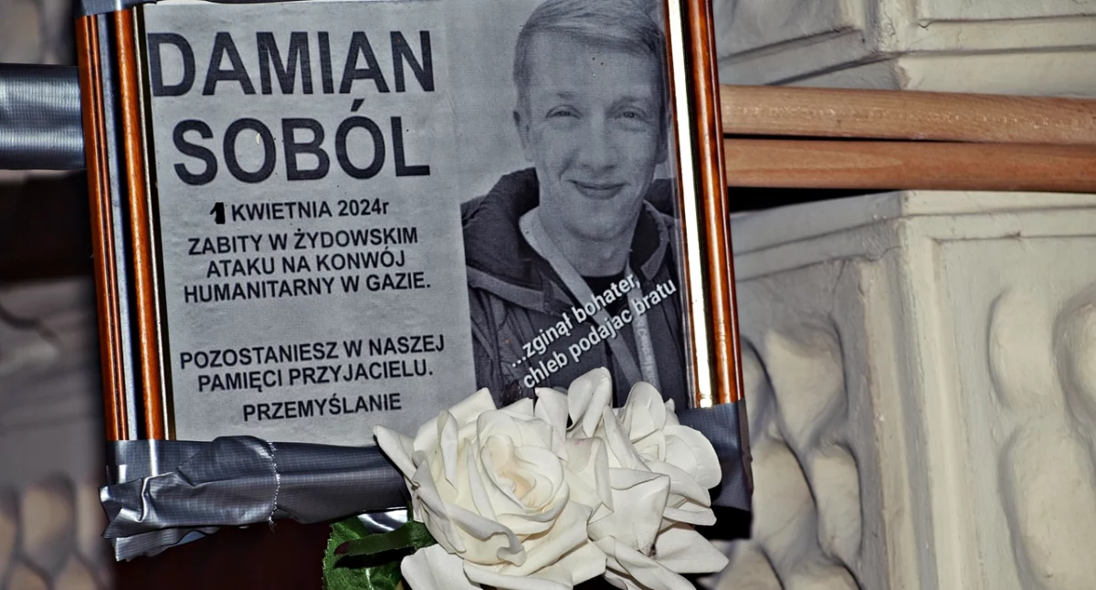 Damian Soból –zamordowany przez izraelskich żołnierzy (wspólnie z sześcioma innymi osobami podczas ataku rakietowego na konwój humanitarny) 1 kwietnia 2004 r.  – został Zasłużonym dla Miasta Przemyśla. Fot. Mariusz Godos