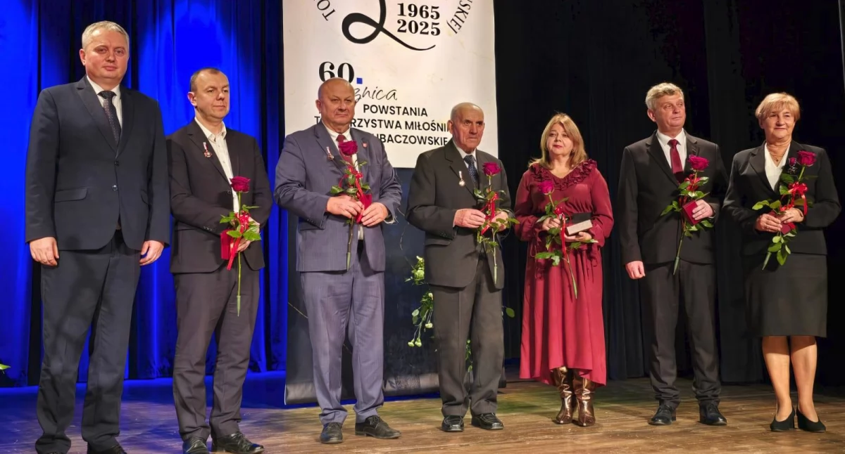 Jubileusz był okazją do podsumowania dotychczasowych inicjatyw towarzystwa i uhonorowania zasłużonych działaczy odznaczeniami państwowymi i resortowymi oraz medalami i pamiątkowymi odznakami./ FOT. FB T. Lorenc