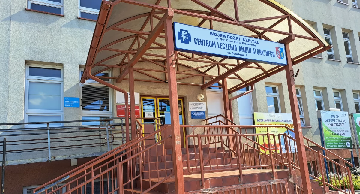 Do naszej redakcji zgłosił się jeden z pacjentów Centrum Leczenia Ambulatoryjnego nr 2 przy ulicy Sportowej, któremu pierwszy możliwy termin do lekarza podstawowej opieki zdrowotnej wyznaczono za przeszło 10 dni. / FOT. U. Gielo