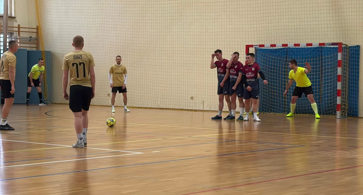 Liga piłkarskich piątek ruszyła z kopyta. Fot. UG Tryńcza