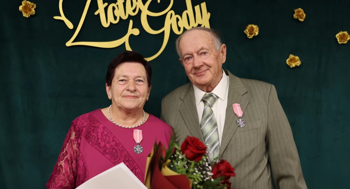 Jubileuszowe pary chętnie pozowały do wspólnych pamiatkowycxh zdjęć./ FOT. UM Lubaczów