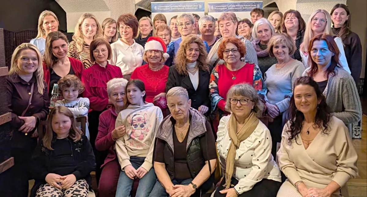 Mikołajkowe zakończenie kursów artystycznych.