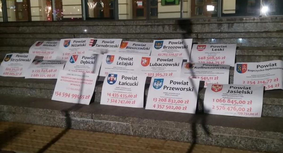 Dlugi szpitali powiatowych na Podkarpaciu są ogromne. Fot. zbiory własne
