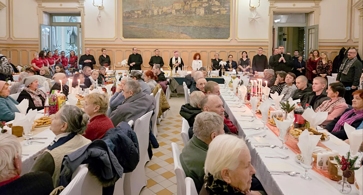 W spotkaniu wzięło udział 350 osób.