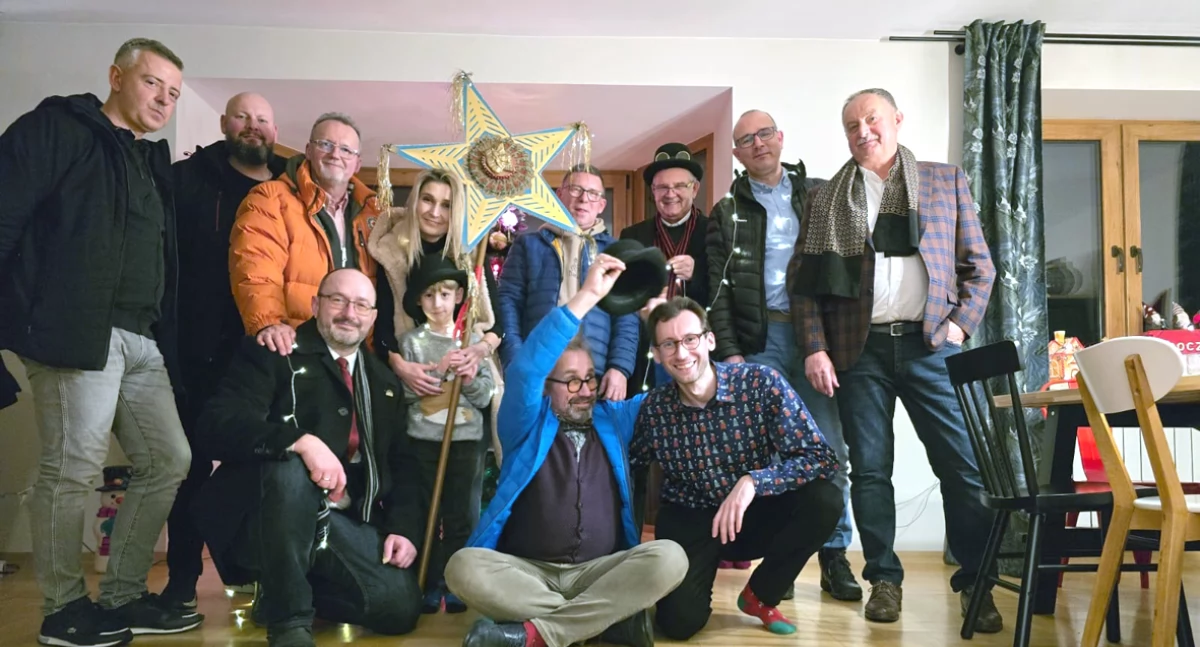 Ludzie i społeczeństwo, Melonik Misie Męska Sztama przemyscy dżentelmeni zmieniają miasto [ZDJĘCIA] - zdjęcie, fotografia