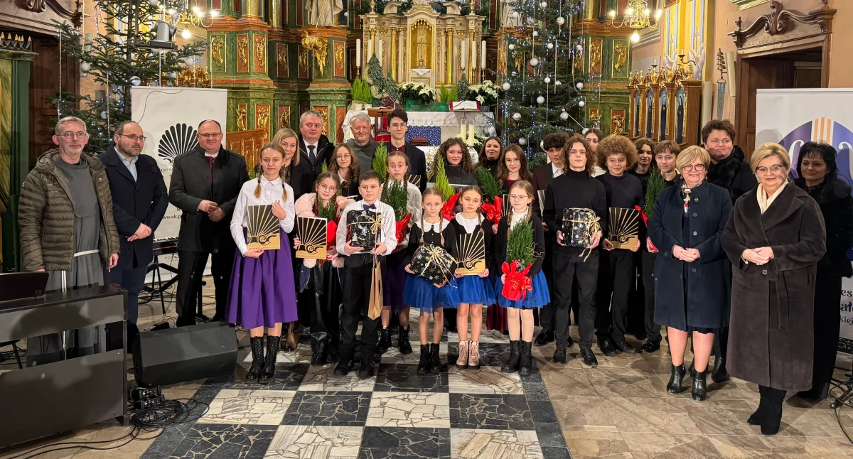 Organizatorami wydarzenia byli: Centrum Kulturalne w Przemyślu, Podkarpackie Stowarzyszenie Gospel w Przemyślu oraz Klasztor Franciszkanów w Kalwarii Pacławskiej./Fot. zbiory własne 