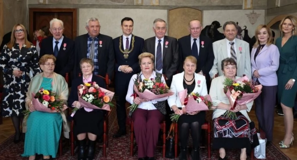 Sympatycznym momentem były pamiątkowe zdjęcia z wydarzenia./ FOT. UM Jarosław