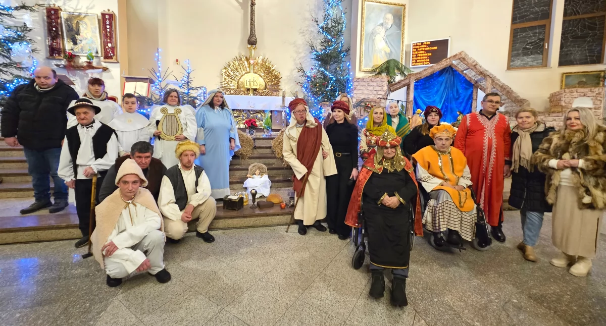 Aktorzy nie tylko odtwarzali swoje role, ale przeżywali je całym sercem.