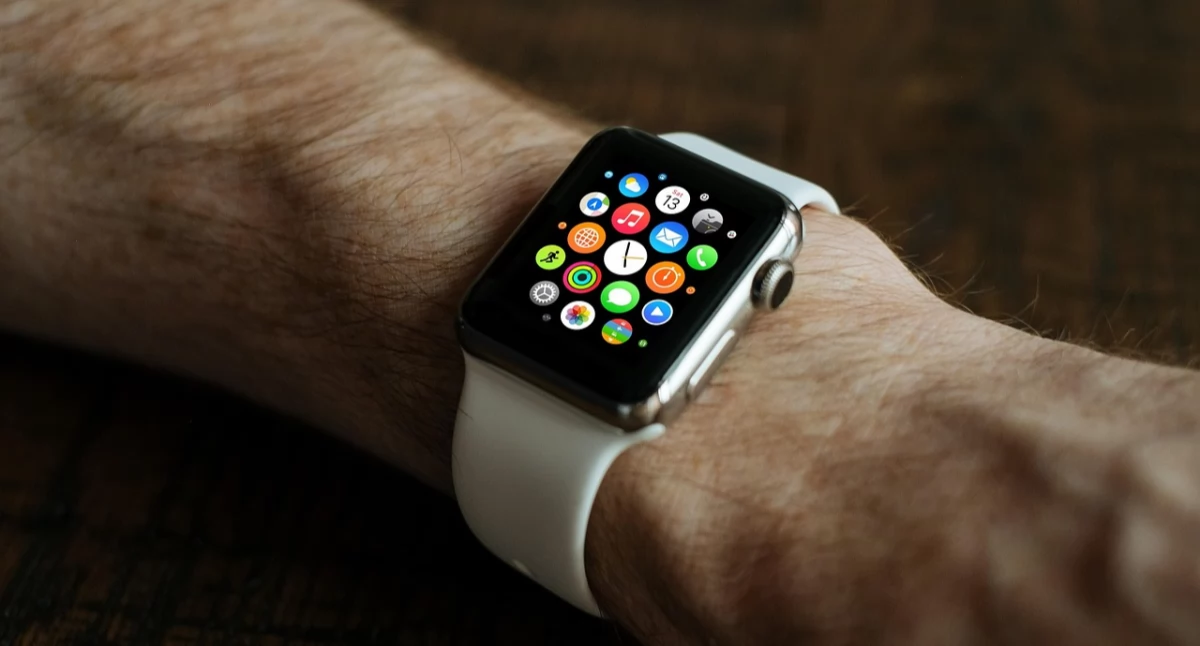 Inne porady, Elegancki praktyczny dodatek stylizacji Postaw smartwatch - zdjęcie, fotografia