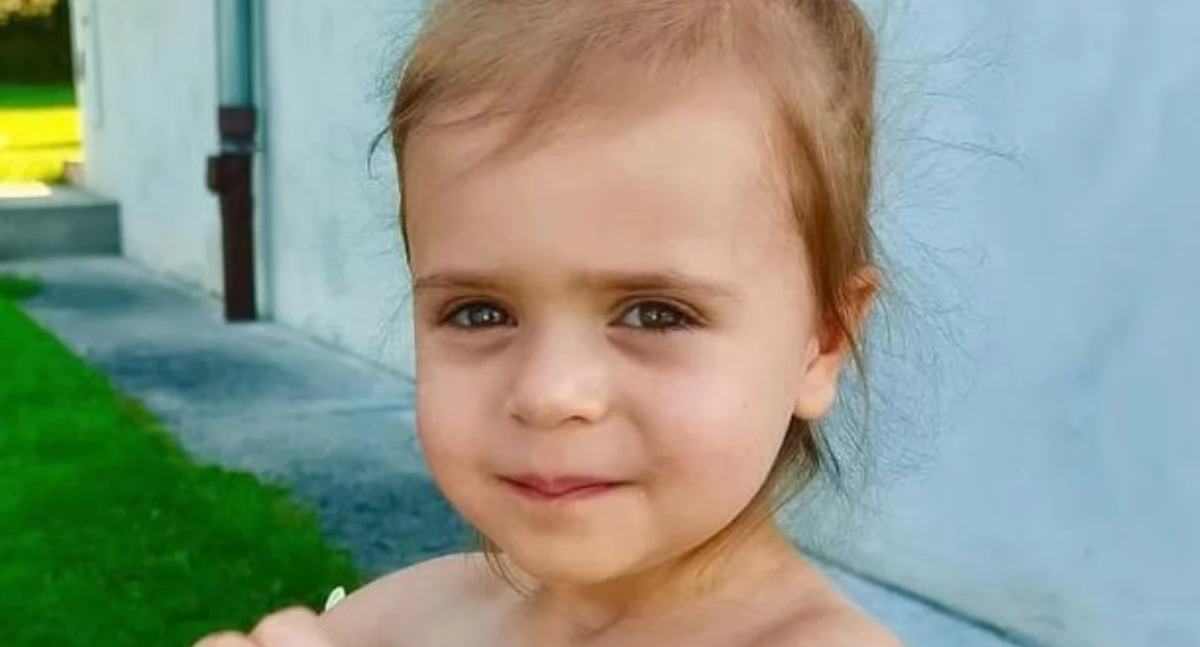 Choroba neurologiczna, na którą cierpi Nikola, wywróciła życie jej i jej bliskich do góry nogami./ FOT. Siepomaga.pl 