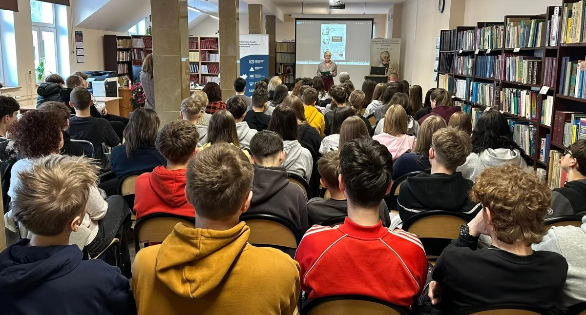 Edukacja, „Patroni roku” konferencja Pedagogicznej Bibliotece Wojewódzkiej Przemyślu - zdjęcie, fotografia