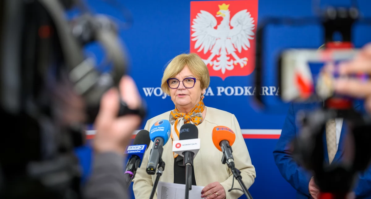 Wojewoda podkarpacki Teresa Kubas-Hul zdradziła, że w br. Podkarpacie otrzymało prawie 300 mln zł w ramach Programu Ochrony Ludności i Obrony Cywilnej. Fot. Jerzy Żygadło/PUW Rzeszów