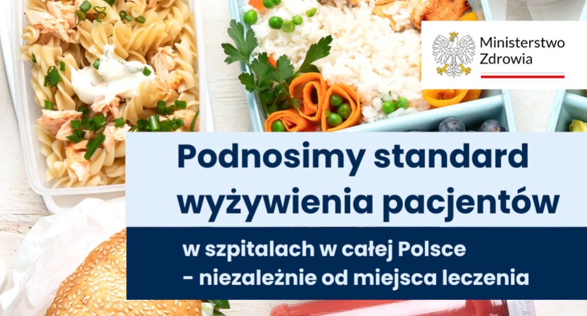 Zgodnie z nowym standardem, posiłki dla pacjentów będą zbilansowane pod względem wartości odżywczych, urozmaicone, dostosowane do stanu zdrowia i zalecone przez lekarza. 