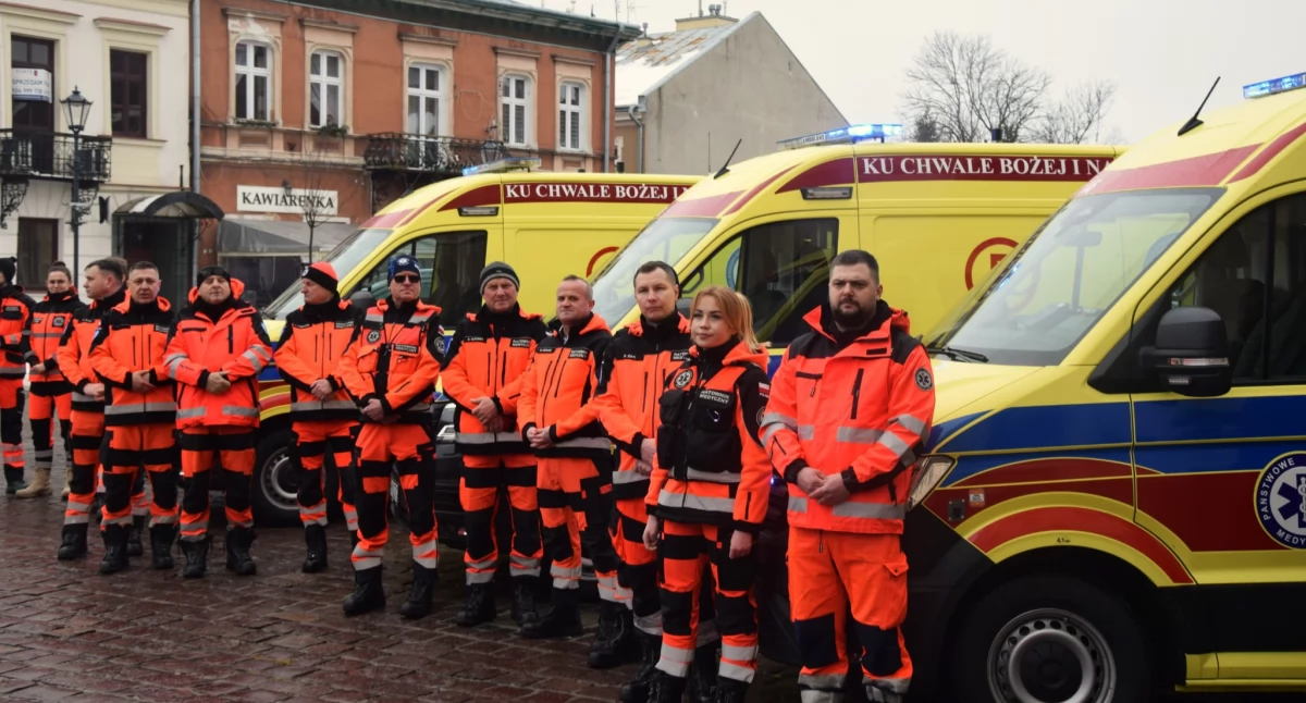 W uroczystości nie mogło oczywiście zabraknąć pracowników WSPR SP ZOZ w Przemyślu. Fot. WSPR Przemyśl