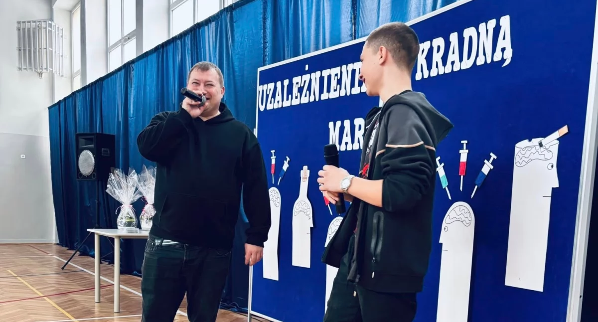 – Młodzi! Ogarniajcie progres, rozwijajcie się i podejmujcie mądre decyzje – apelowali do uczniów RYMcerze./ FOT. UM Jarosław