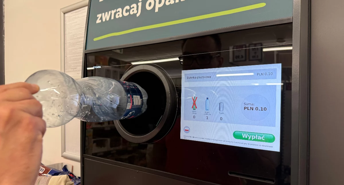 Nagminnie psujące się butelkomaty i odmowy wypłaty kaucji w formie gotówkowej to najczęstsze przyczyny skarg klientów przemyskich sklepów./ FOT. ZW