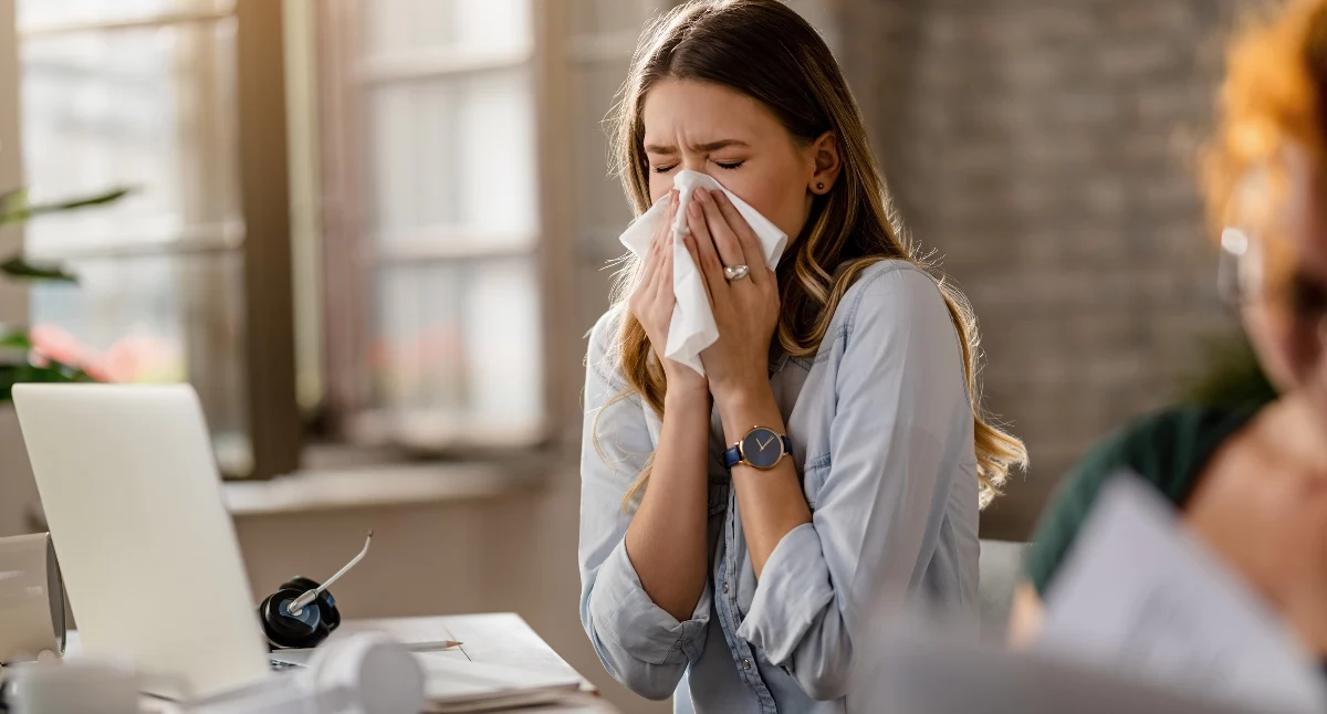 Zdrowie i uroda, Katar wiosną alergia przeziębienie - zdjęcie, fotografia