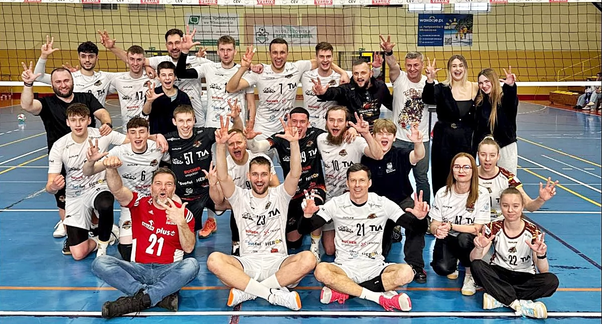 Nie ma co ukrywać i owijać w bawełnę: Feniks Heron jest jednym z faworytów finałowego turnieju o awans do II ligi siatkówki. Atut własnego parkietu nie jest bez znaczenia. Fot. Feniks Heron Przeworsk